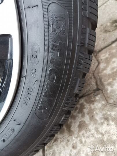 Комплект зимних колес Tigar Ice 215/55R17