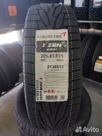 Kumho I'Zen KW31 205/65 R16
