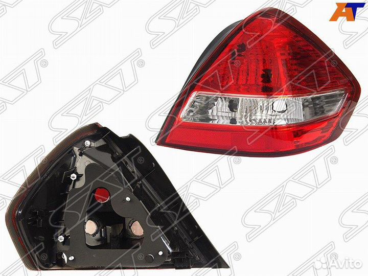 Фонарь задний nissan tiida 04-07 RH 4D