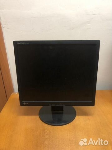 Монитор LG flatron L1918S