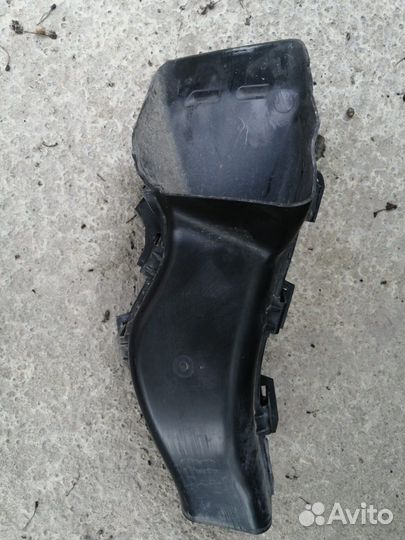 Воздуховод тормозов бмв e92 e93