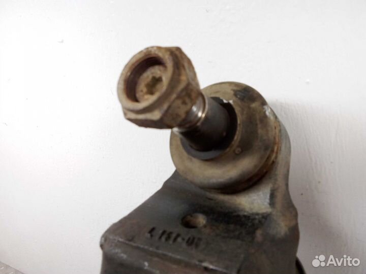 Рычаг передний левый нижний Mercedes Sprinter W906