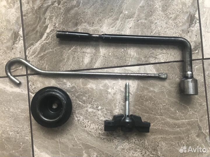 Домкрат chevrolet lacetti оригинальный