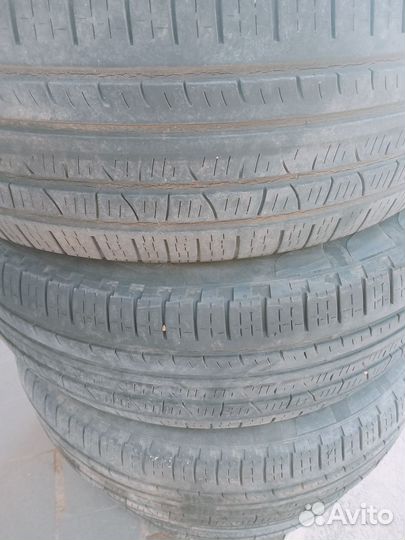 Pirelli Chrono Camper 215/60 R17