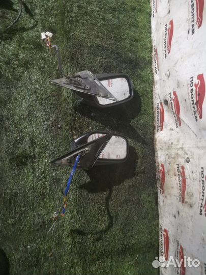Зеркало заднего вида боковое переднее Nissan