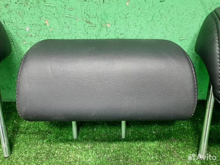 Подголовники задние Subaru Legacy/ Outback BM/B14