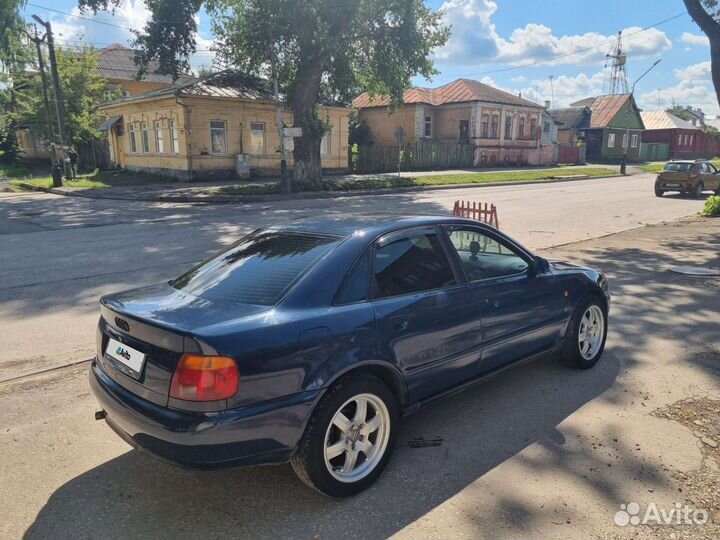 Audi A4 1.6 МТ, 1996, 360 000 км