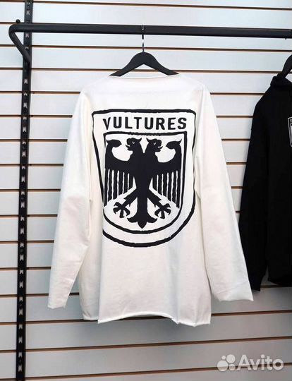 Лонгслив vultures