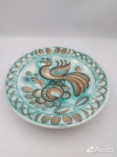 Настенная тарелка Петушки зик Конаково