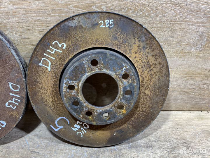 Комплект передних дисков Opel Vectra C D143