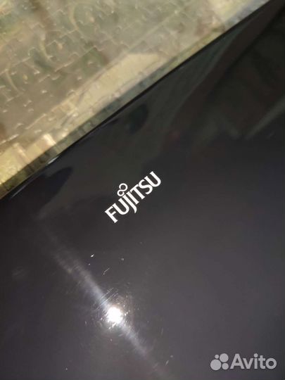 Ноутбук Fujitsu