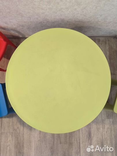 Детский стол и два стула IKEA Mammut