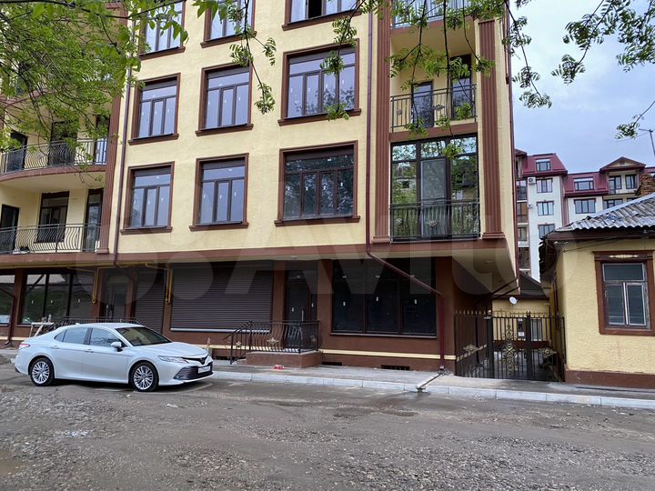 3-к. квартира, 127 м², 2/9 эт.