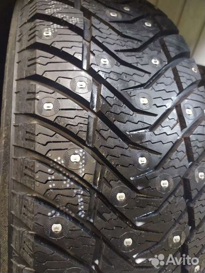 Yokohama Ice Guard IG65 215/65 R16