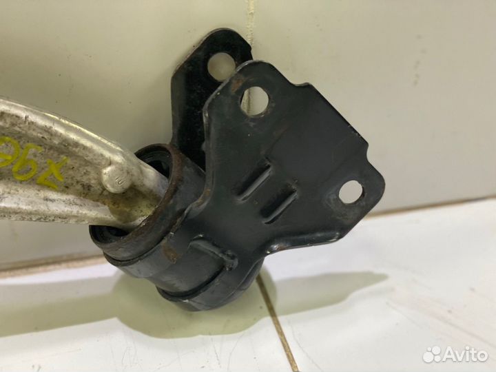 Рычаг передний левый Ford Focus 3 2011+