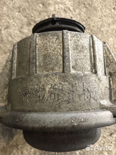 Мерседес w204 w212 подушка двигателя