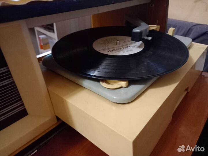 Стереофоническая радиола с ревербератором минск