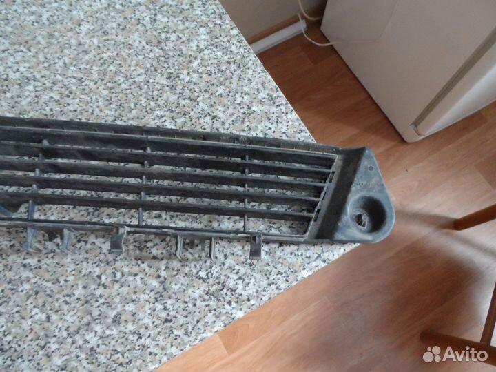 Опель вектра с обрешотка переднего бампера