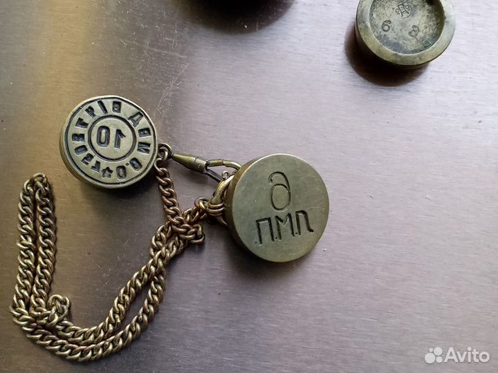 Старинные разновесы и оттиски