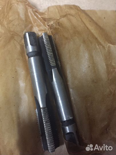 В коллекцию СССР метчики левые + плашки