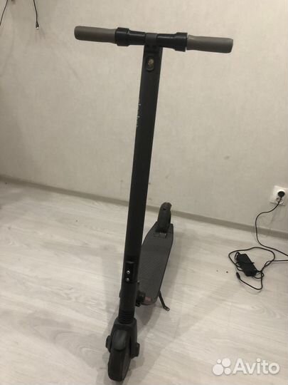 Электросамокат NineBot kickscooter es2
