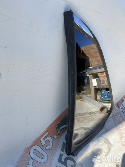 Toyota Rav4 xa50 Форточка левая