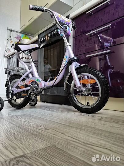 Велосипед детский 4 колесный