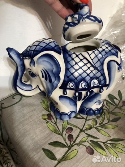 Фарфоровые статуэтки лфз