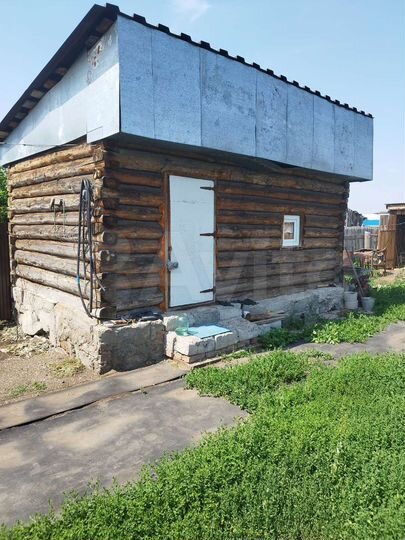 Дом 52 м² на участке 8,8 сот.