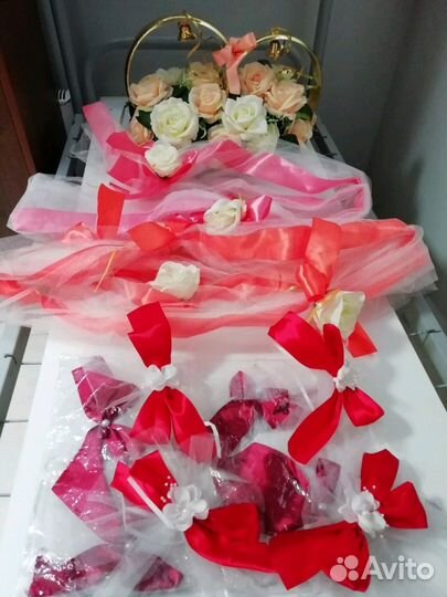 Свадебные украшения на машину