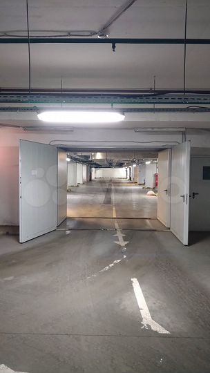 Машиноместо, 14 м²