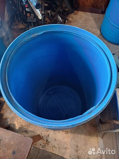 Бочка пластиковая,бак для воды