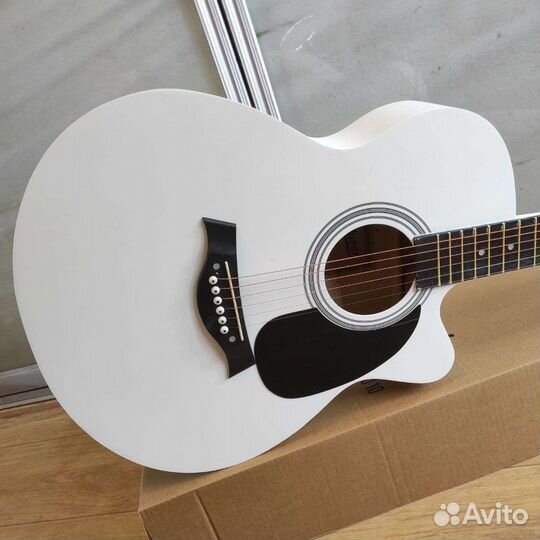 Гитара новая акустическая