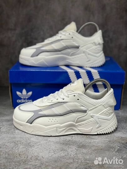 Кроссовки женские Adidas 37 размер