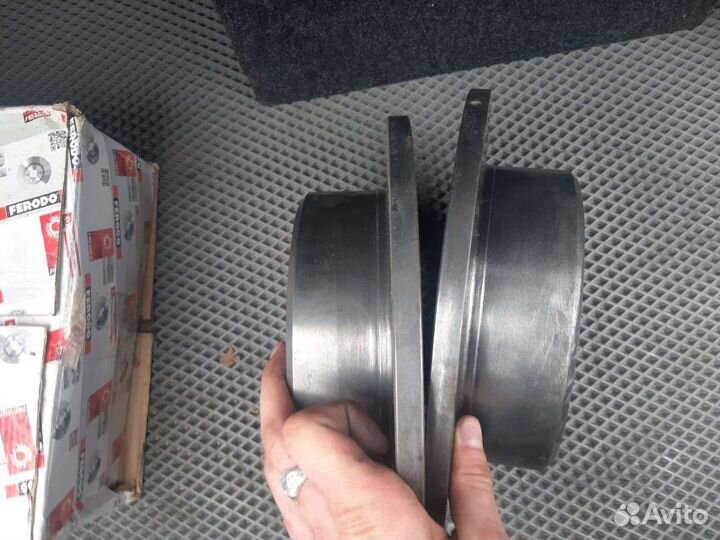 Задние тормозные диски Toyota Camry XV30/Lexus