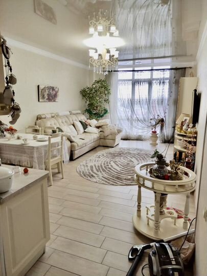 2-к. квартира, 60 м², 4/10 эт.