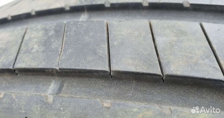 Bridgestone Alenza 001 285/45 R22 110H