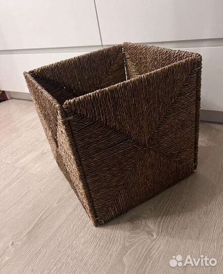 Стеллажи металлические и корзины Икея