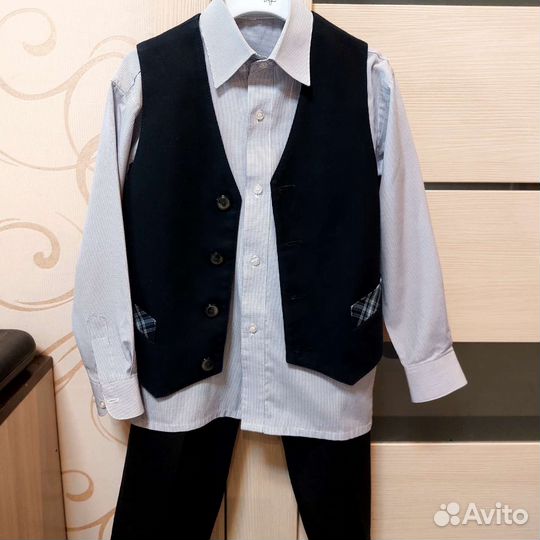 Школьная форма+рубашка р.122