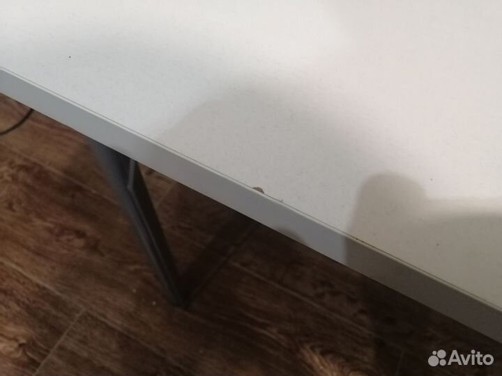 Кухонный стол