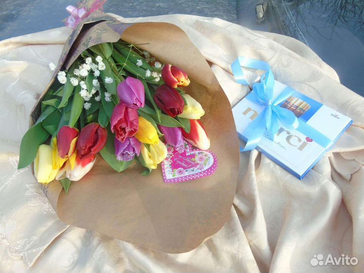 Тюльпаны к 8 марта