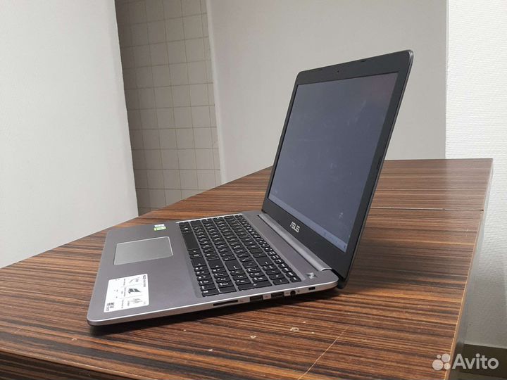 Игровой ноутбук asus K501U i5/12Gb/512SSD/GF940M
