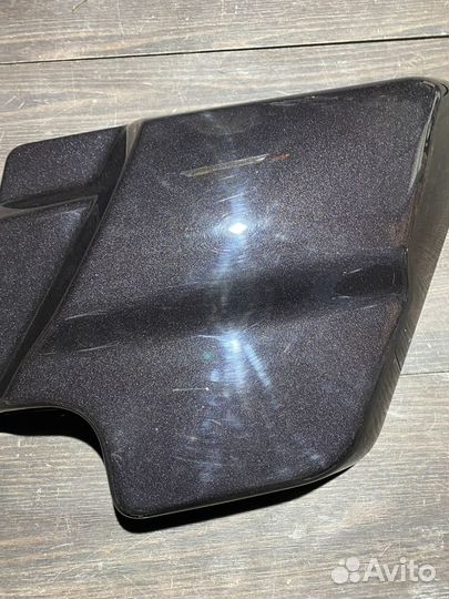 Правый крышка harley-davidson street glide 21г