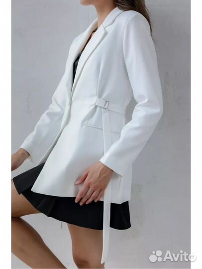 Пиджак женский белый 42