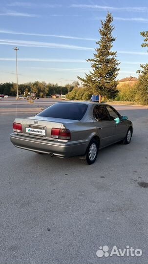 Toyota Camry 2.2 AT, 1994, 337 000 км