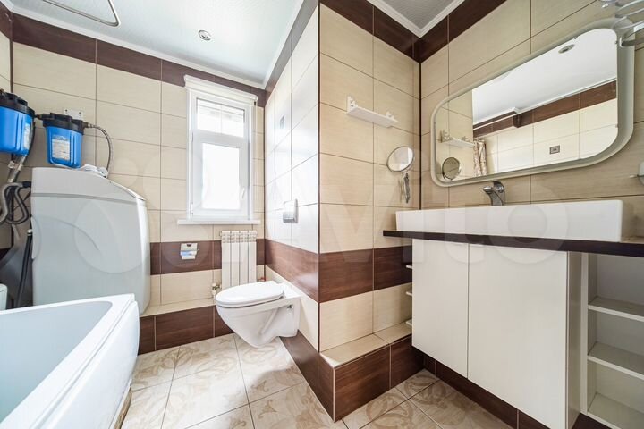 Дом 100 м² на участке 4 сот.