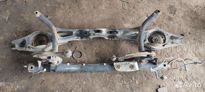 Балка задней подвески VW Jetta 6