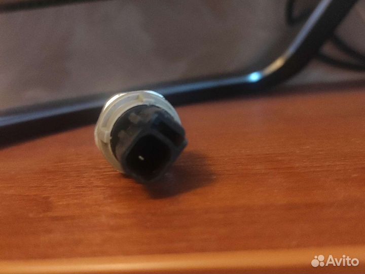 OS3557 Vernet Датчик давления масла