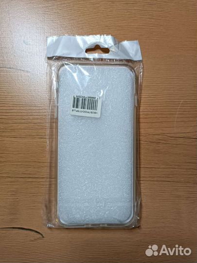 Прозрачный чехол на iPhone 8 plus (новый)