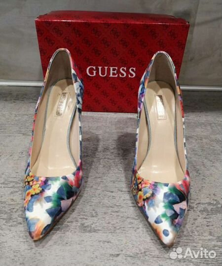 Туфли Guess